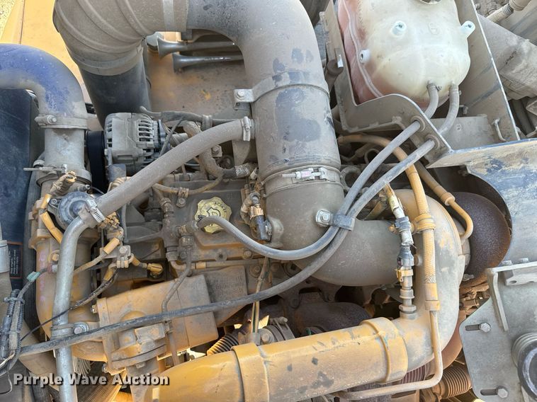 image for item NF9367 2014 John Deere 300D Series II haul truck