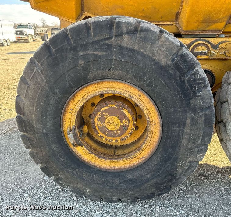 image for item NF9367 2014 John Deere 300D Series II haul truck