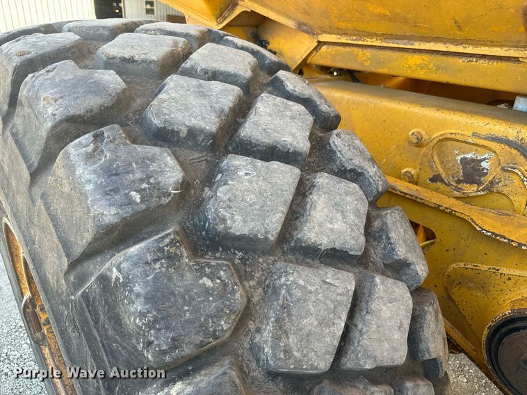 image for item NF9367 2014 John Deere 300D Series II haul truck