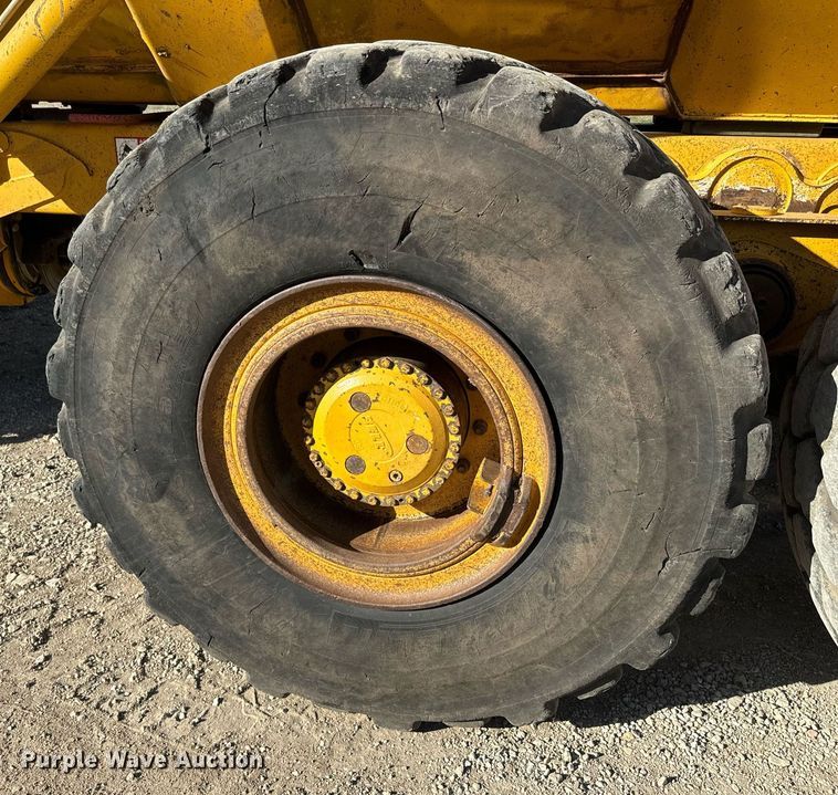 image for item NF9367 2014 John Deere 300D Series II haul truck