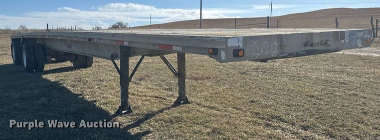 image for item NF9368 1997 Ravens flatbed trailer