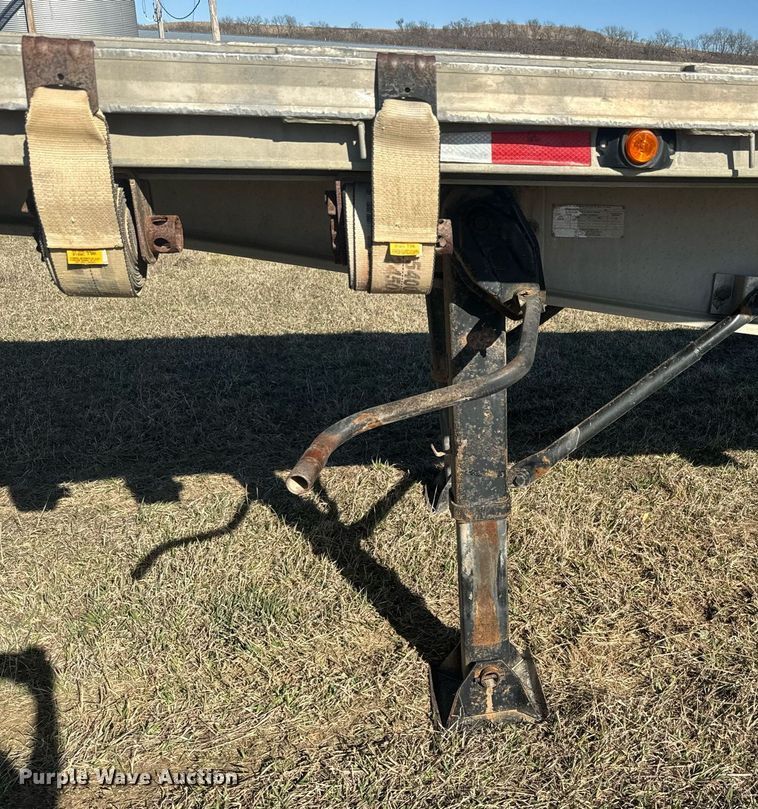 image for item NF9368 1997 Ravens flatbed trailer