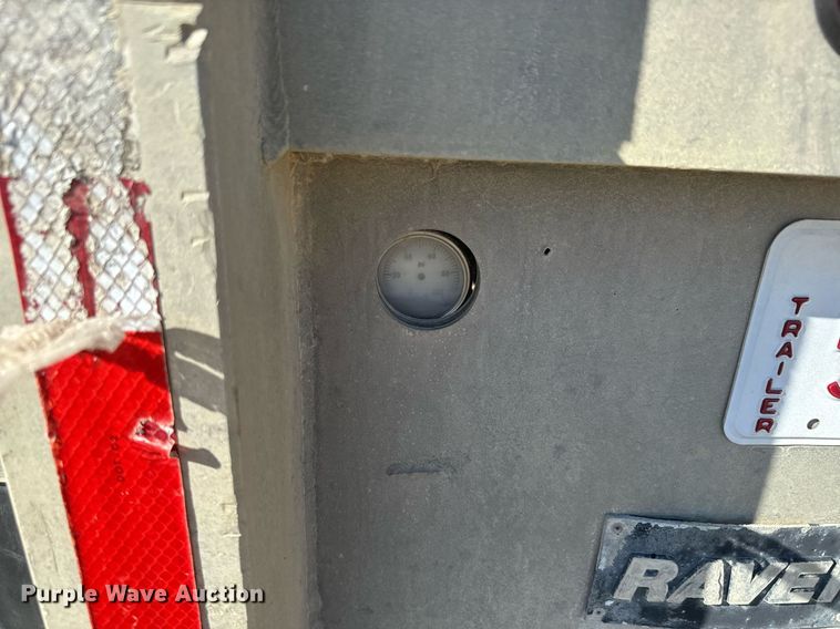 image for item NF9368 1997 Ravens flatbed trailer