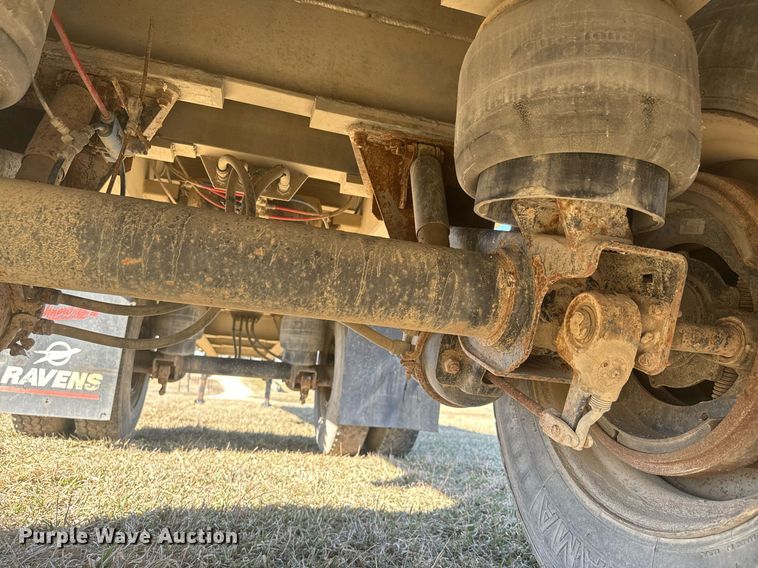 image for item NF9368 1997 Ravens flatbed trailer