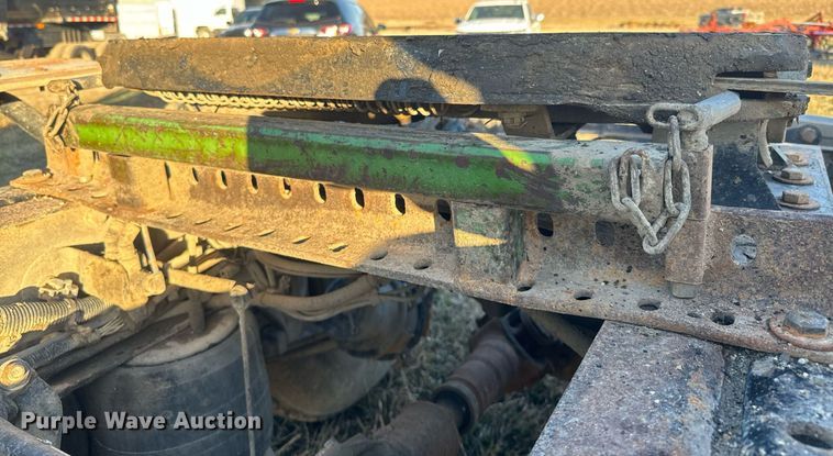 image for item NF9369 2007 Freightliner  Columbia  semi truck