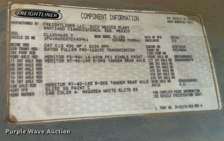 image for item NF9369 2007 Freightliner  Columbia  semi truck