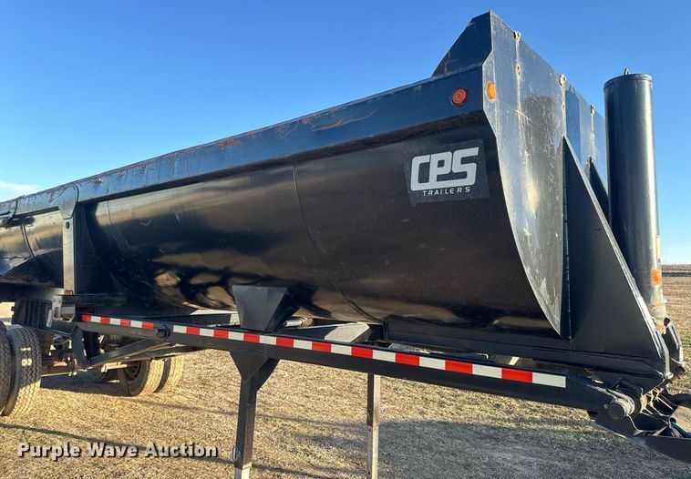 image for item NF9371 2010 Manac end dump trailer