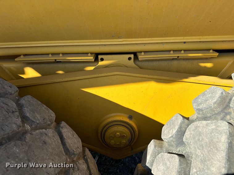 image for item NF9455 Holmes 30T dump trailer