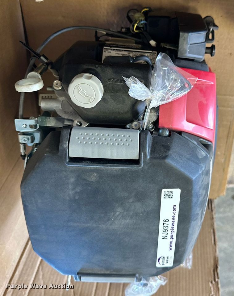 image for item NJ9376 Honda GX630 engine