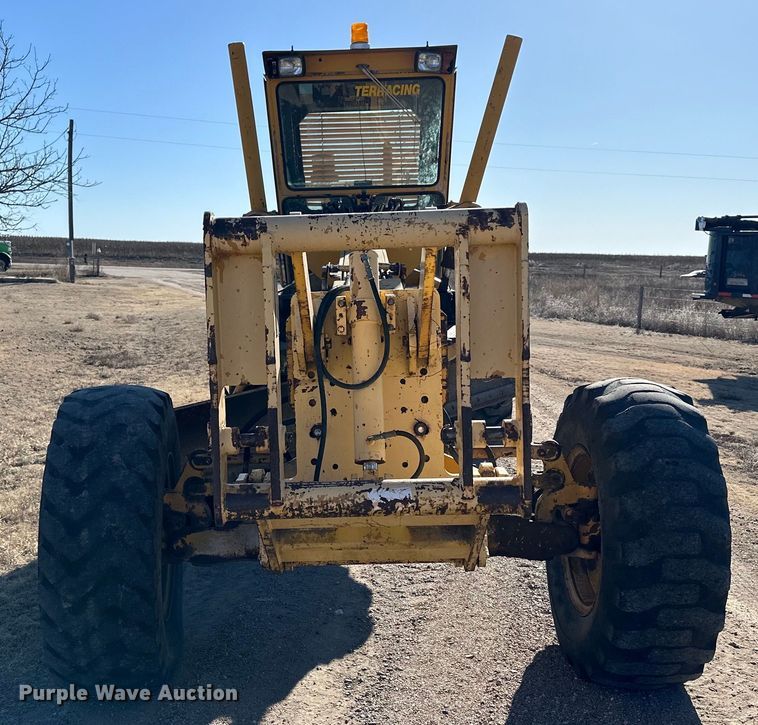 image for item NJ9382 1990 Champion 740A motor grader