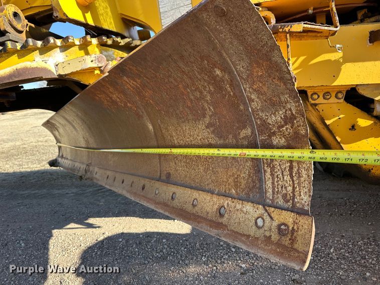 image for item NJ9382 1990 Champion 740A motor grader