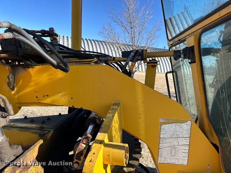 image for item NJ9382 1990 Champion 740A motor grader