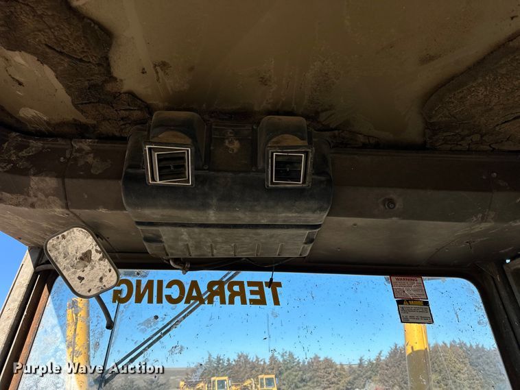 image for item NJ9382 1990 Champion 740A motor grader