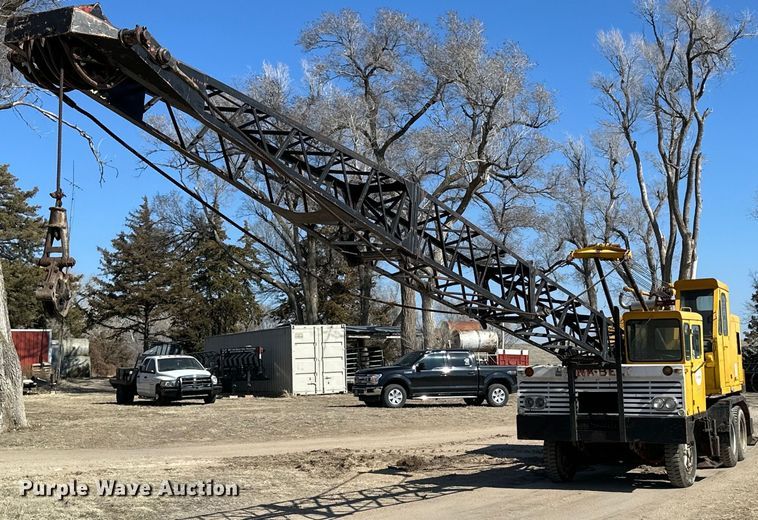 image for item NJ9401 Link-Belt HC-48 crane