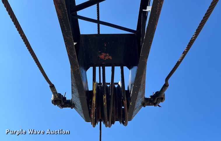 image for item NJ9401 Link-Belt HC-48 crane