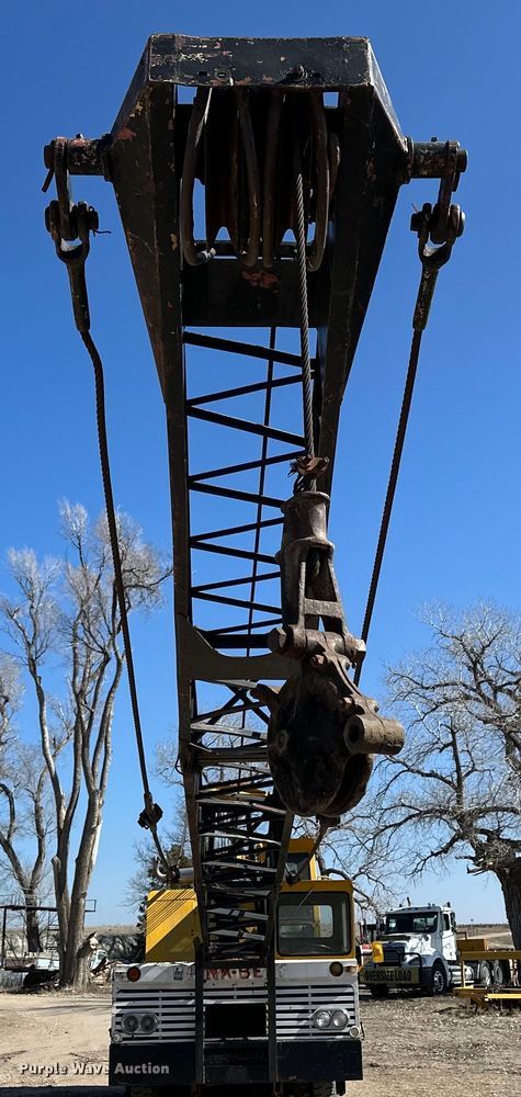 image for item NJ9401 Link-Belt HC-48 crane