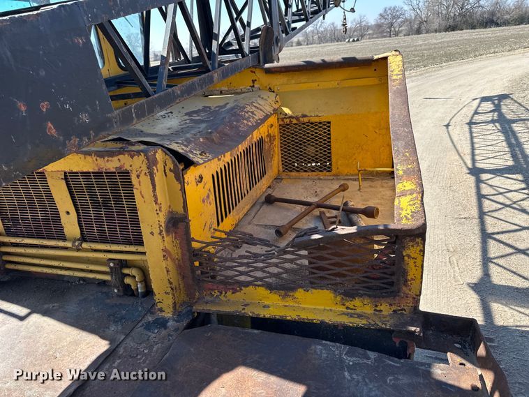 image for item NJ9401 Link-Belt HC-48 crane