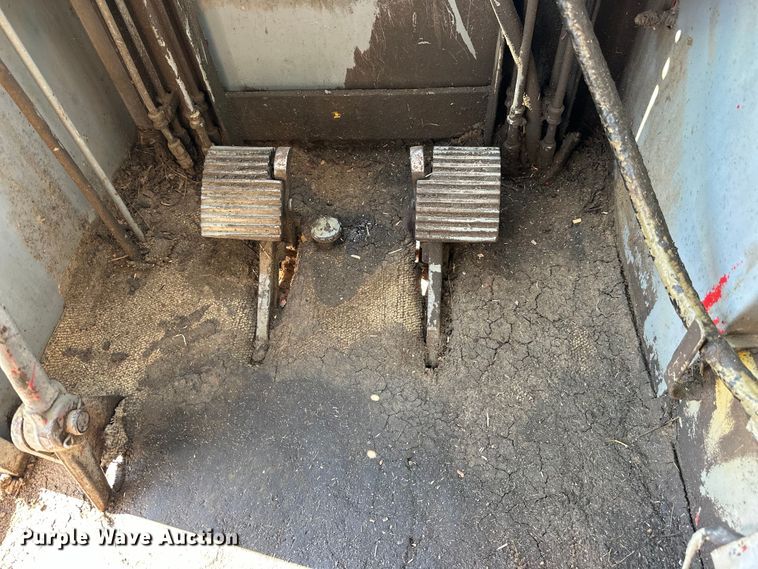 image for item NJ9401 Link-Belt HC-48 crane