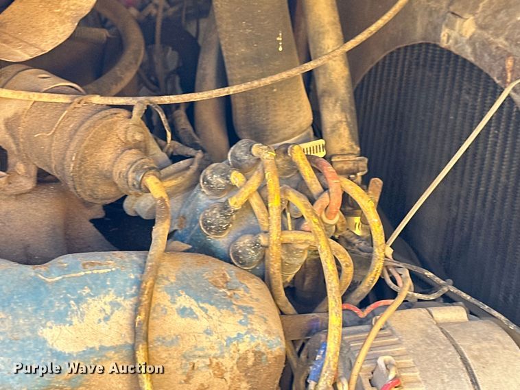 image for item NJ9401 Link-Belt HC-48 crane