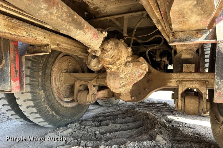 image for item NJ9401 Link-Belt HC-48 crane