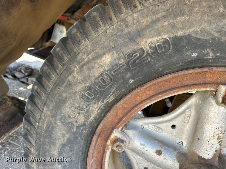 image for item NJ9401 Link-Belt HC-48 crane