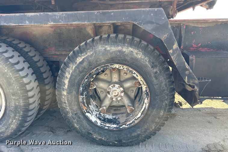 image for item NJ9401 Link-Belt HC-48 crane