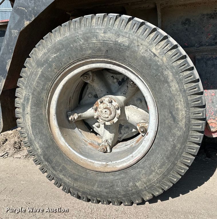 image for item NJ9401 Link-Belt HC-48 crane