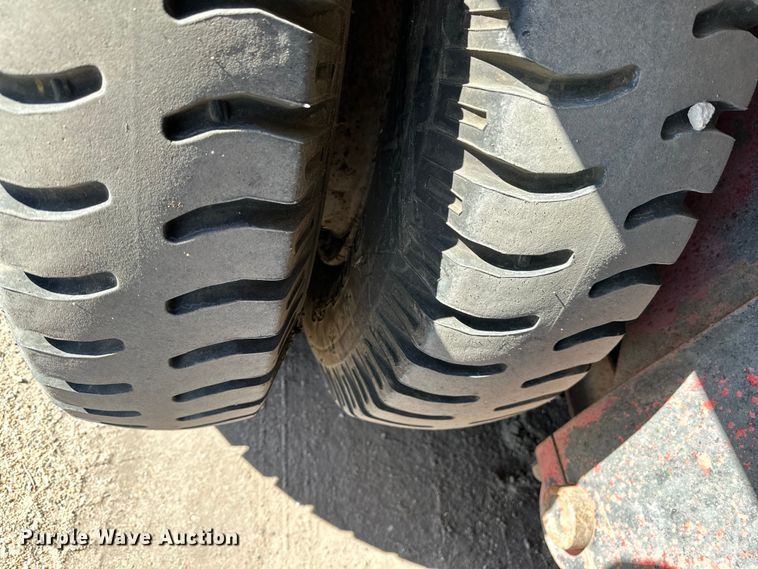 image for item NJ9401 Link-Belt HC-48 crane