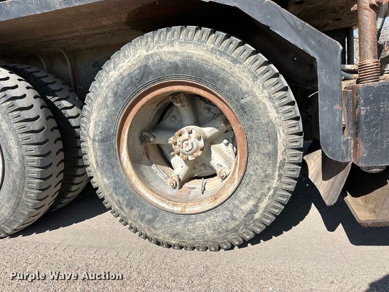 image for item NJ9401 Link-Belt HC-48 crane