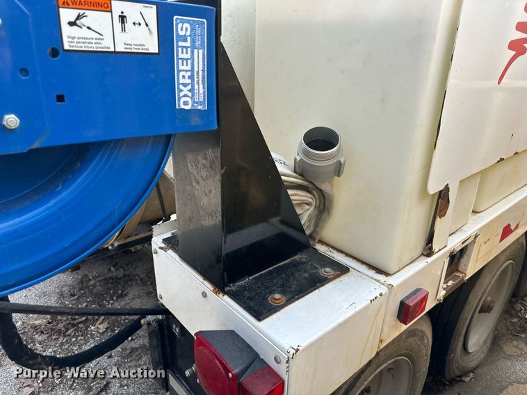 image for item NL9373 2015 Ring-O-Matic 1300 vacuum excavator