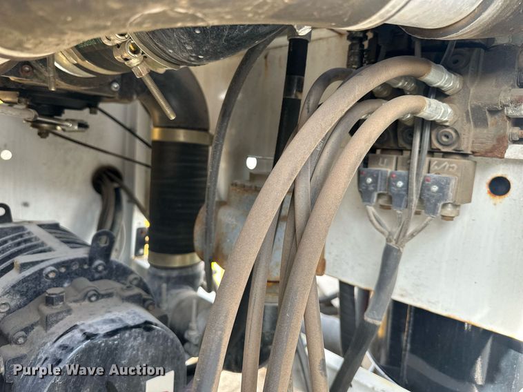 image for item NL9373 2015 Ring-O-Matic 1300 vacuum excavator