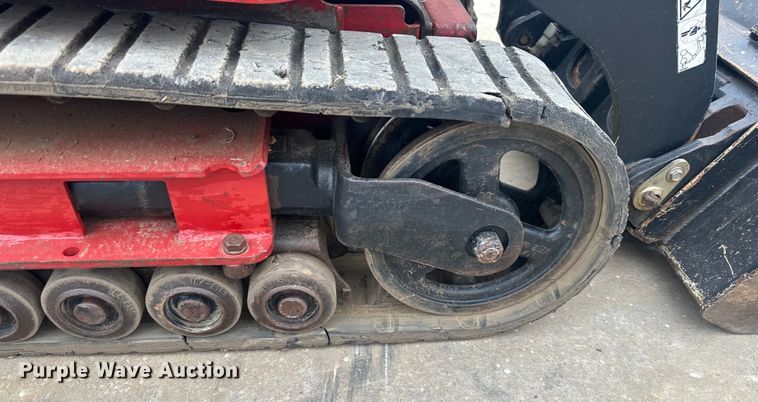 image for item NT9006 Toro  TX427 compact utility loader