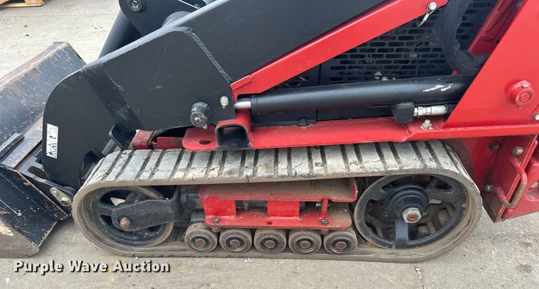 image for item NT9006 Toro  TX427 compact utility loader