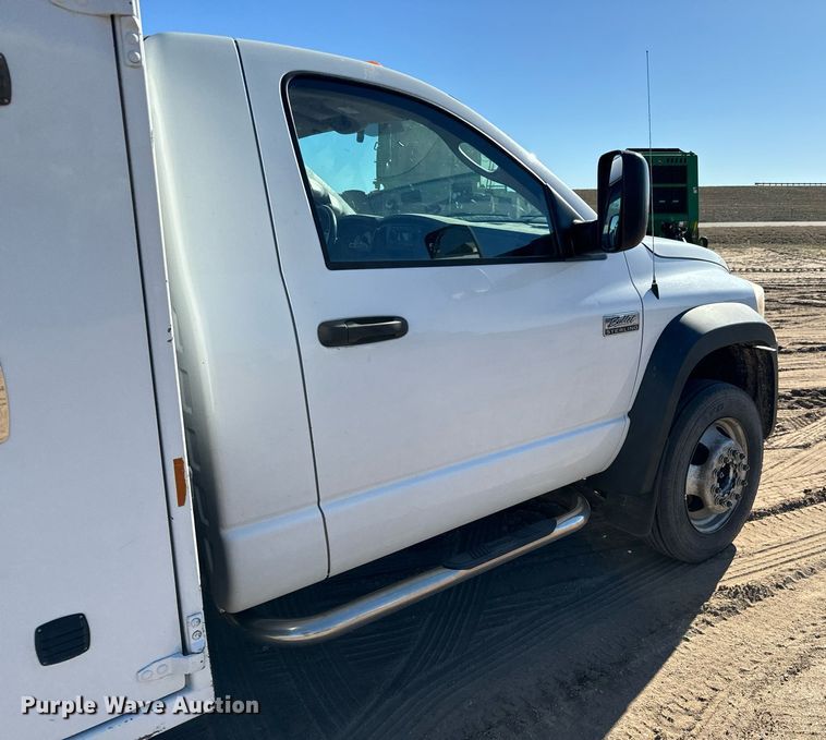 image for item NU9329 2008 Sterling  Bullet 5500 utility / service truck