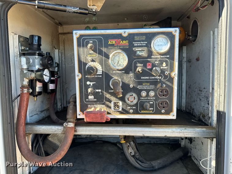 image for item NU9329 2008 Sterling  Bullet 5500 utility / service truck