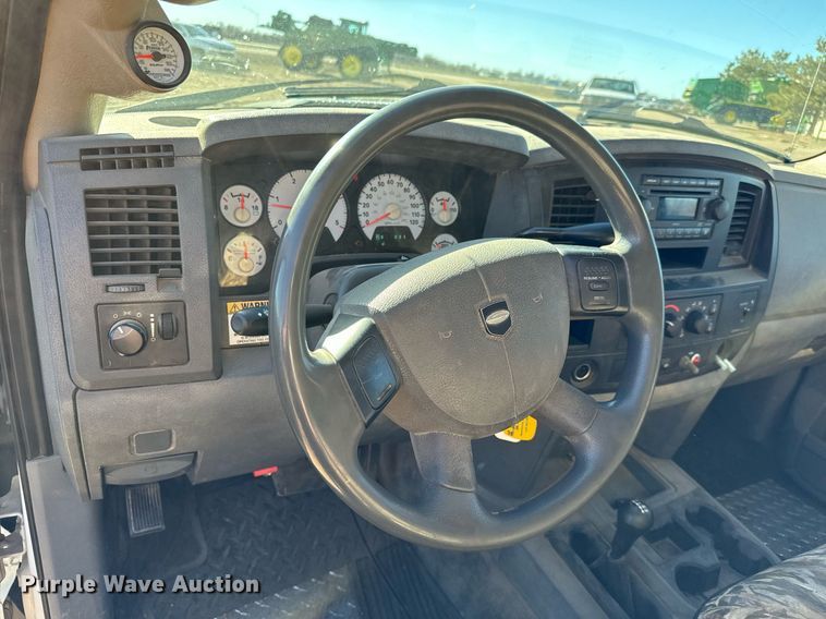 image for item NU9329 2008 Sterling  Bullet 5500 utility / service truck