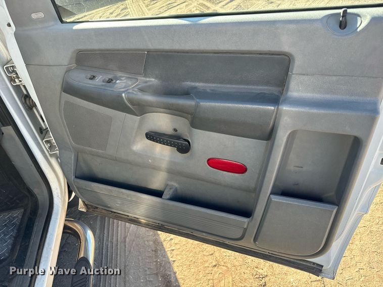 image for item NU9329 2008 Sterling  Bullet 5500 utility / service truck