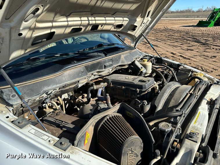 image for item NU9329 2008 Sterling  Bullet 5500 utility / service truck