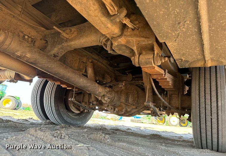 image for item NU9329 2008 Sterling  Bullet 5500 utility / service truck