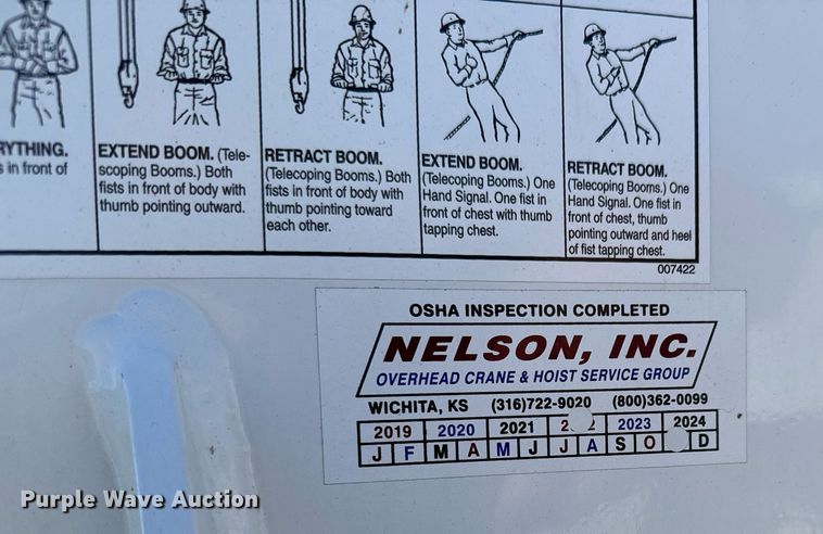 image for item NU9329 2008 Sterling  Bullet 5500 utility / service truck