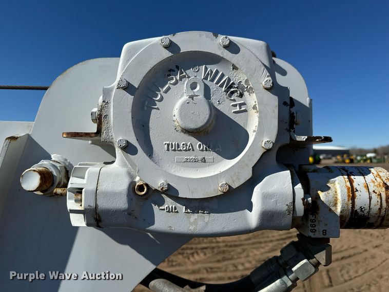 image for item NU9330 2003 Ford  F650 Super Duty utility / service truck