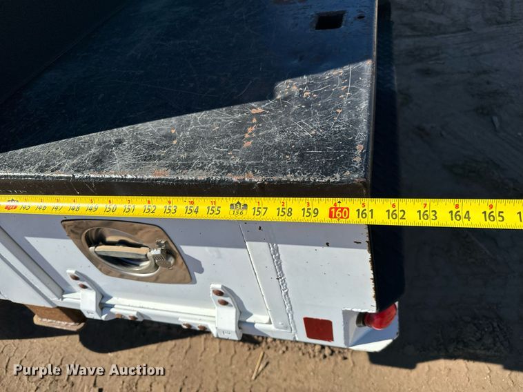 image for item NU9330 2003 Ford  F650 Super Duty utility / service truck