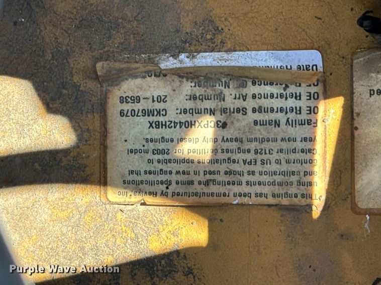 image for item NU9330 2003 Ford  F650 Super Duty utility / service truck