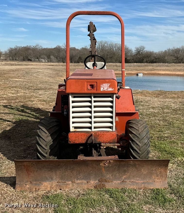 image for item NU9430 1993 Ditch Witch 3500DD trencher