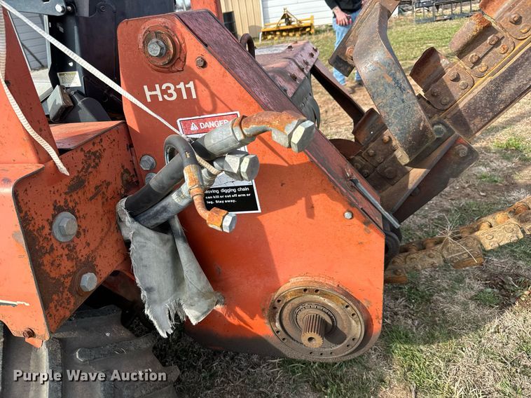 image for item NU9430 1993 Ditch Witch 3500DD trencher
