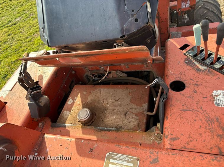 image for item NU9430 1993 Ditch Witch 3500DD trencher