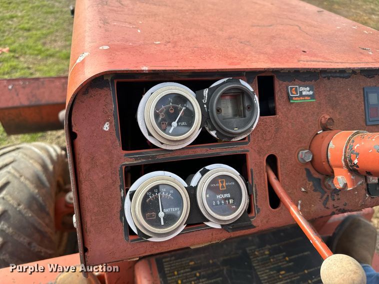image for item NU9430 1993 Ditch Witch 3500DD trencher