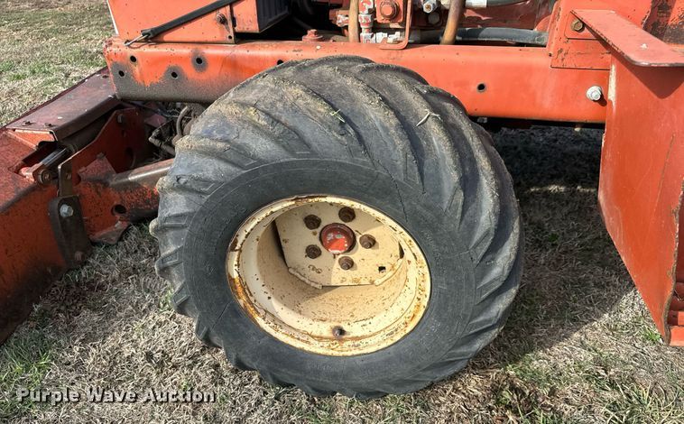image for item NU9430 1993 Ditch Witch 3500DD trencher