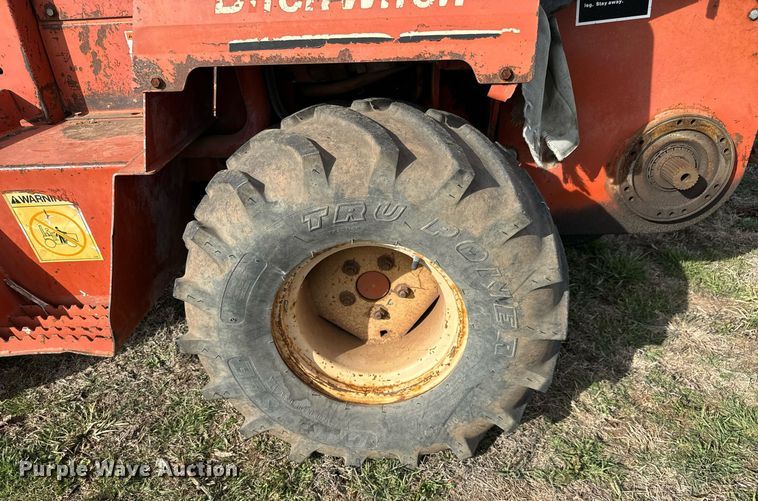 image for item NU9430 1993 Ditch Witch 3500DD trencher