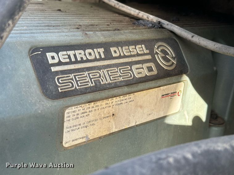 image for item NU9467 2005 Freightliner  Century Class S/T dump truck